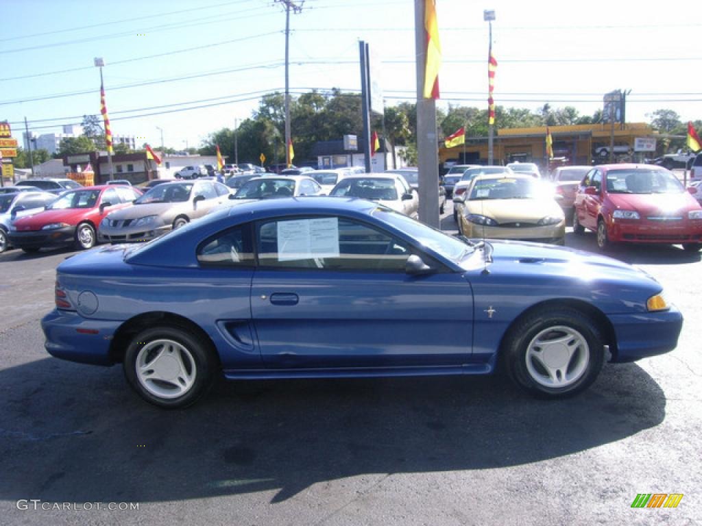 1995 Mustang V6 Coupe - Bright Blue / Gray photo #6