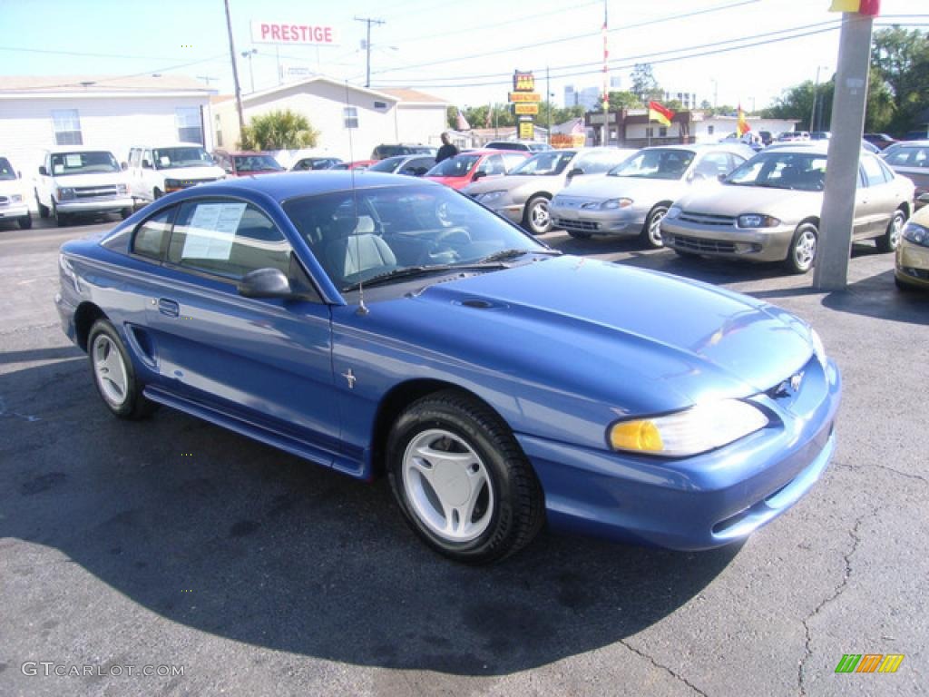1995 Mustang V6 Coupe - Bright Blue / Gray photo #7