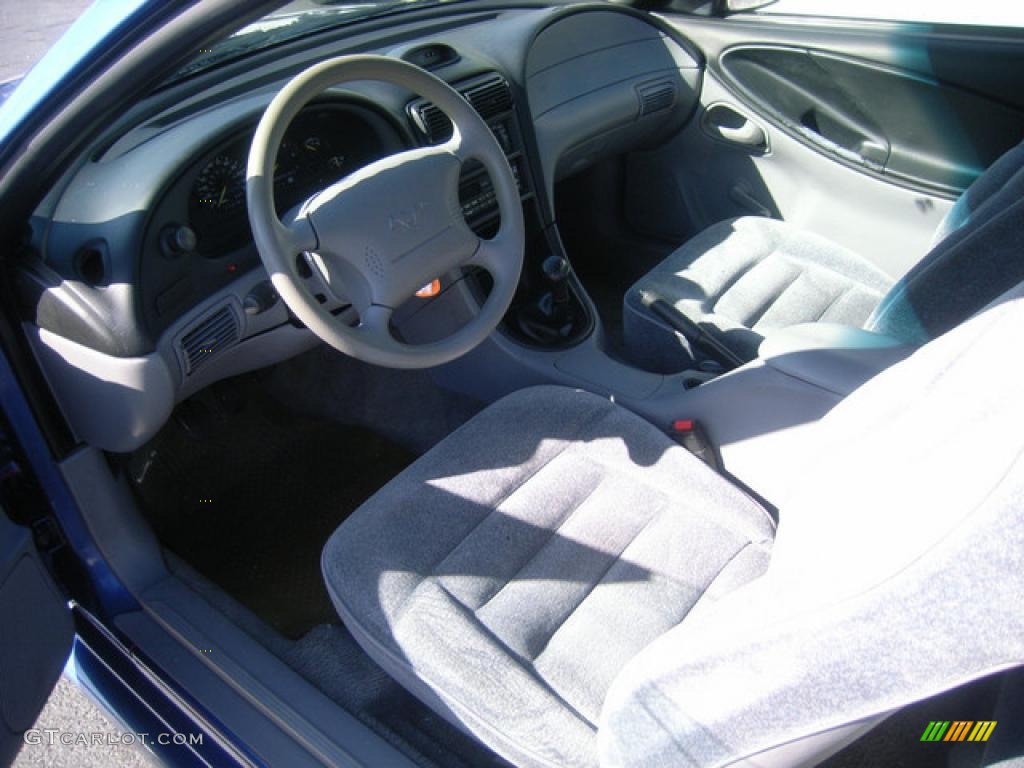 1995 Mustang V6 Coupe - Bright Blue / Gray photo #10