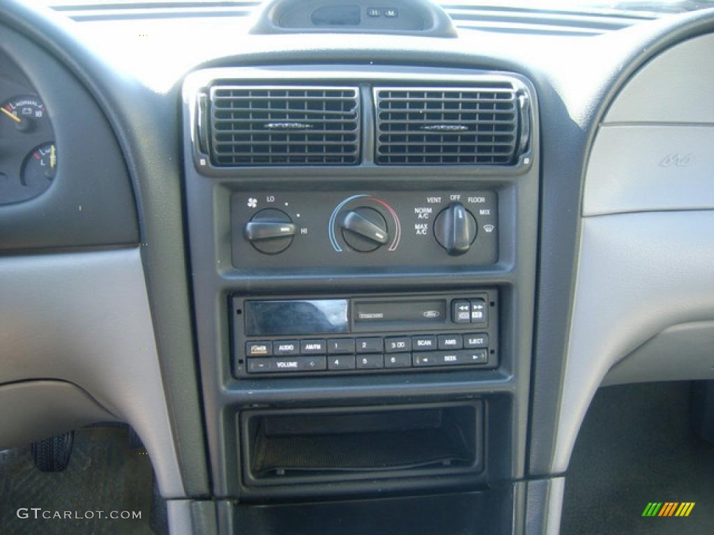 1995 Mustang V6 Coupe - Bright Blue / Gray photo #15