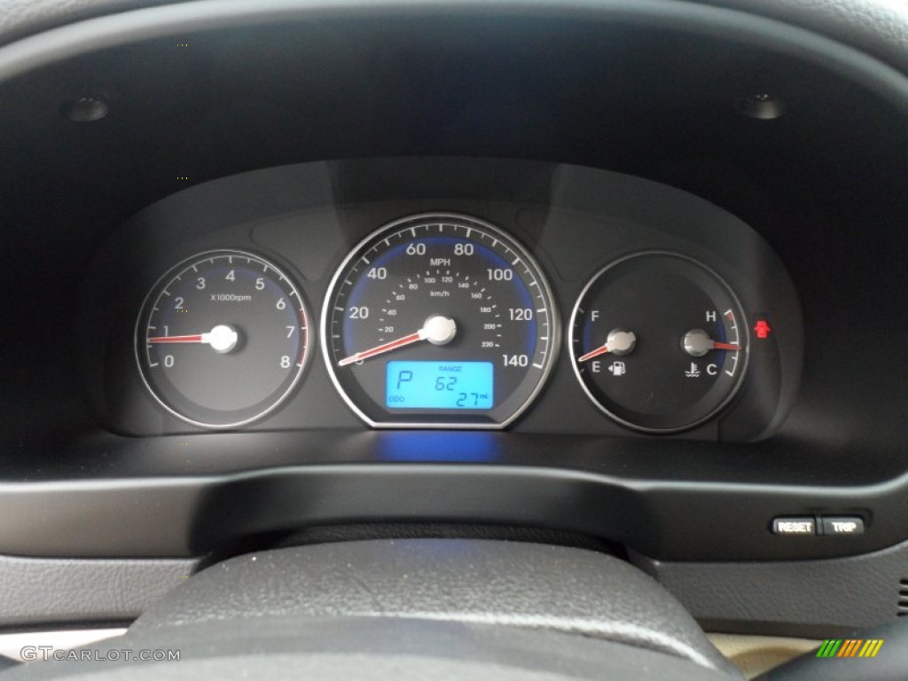 2012 Hyundai Santa Fe Limited Gauges Photo #61644992