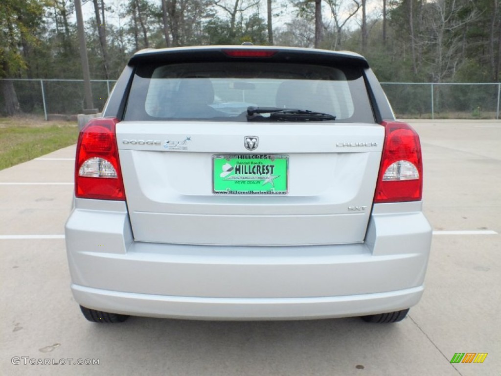 2010 Caliber SXT - Bright Silver Metallic / Dark Slate Gray photo #6