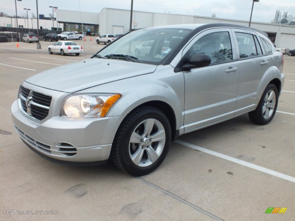 2010 Caliber SXT - Bright Silver Metallic / Dark Slate Gray photo #9