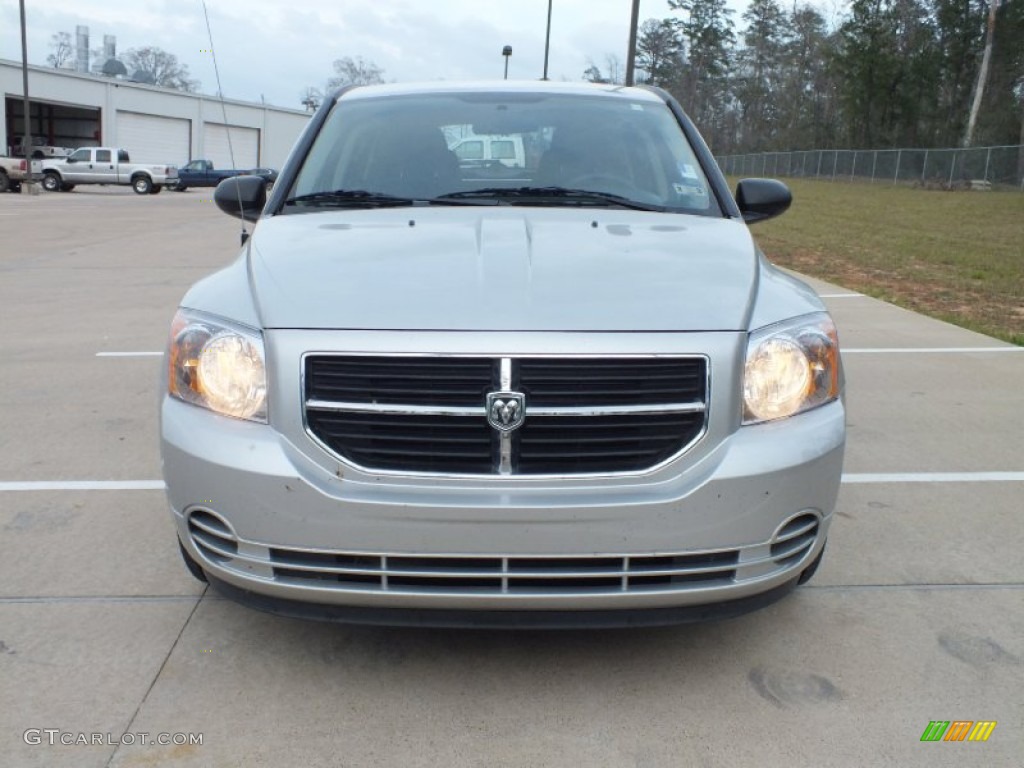 2010 Caliber SXT - Bright Silver Metallic / Dark Slate Gray photo #10