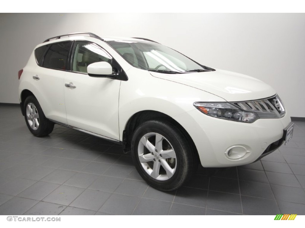 Glacier Pearl Nissan Murano