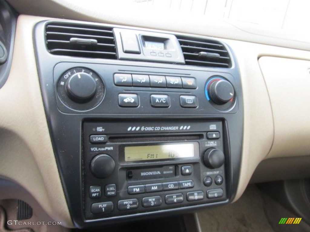 2001 Honda Accord EX-L Sedan Controls Photos