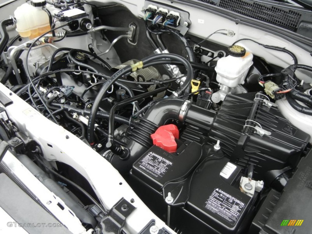 2008 Ford Escape XLS 2.3 Liter DOHC 16-Valve Duratec 4 Cylinder Engine Photo #61656364