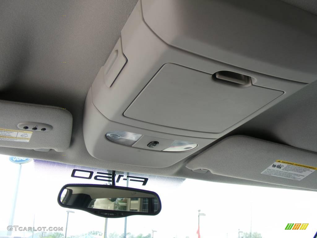 2004 F150 Lariat SuperCab 4x4 - Bright Red / Black/Medium Flint photo #46