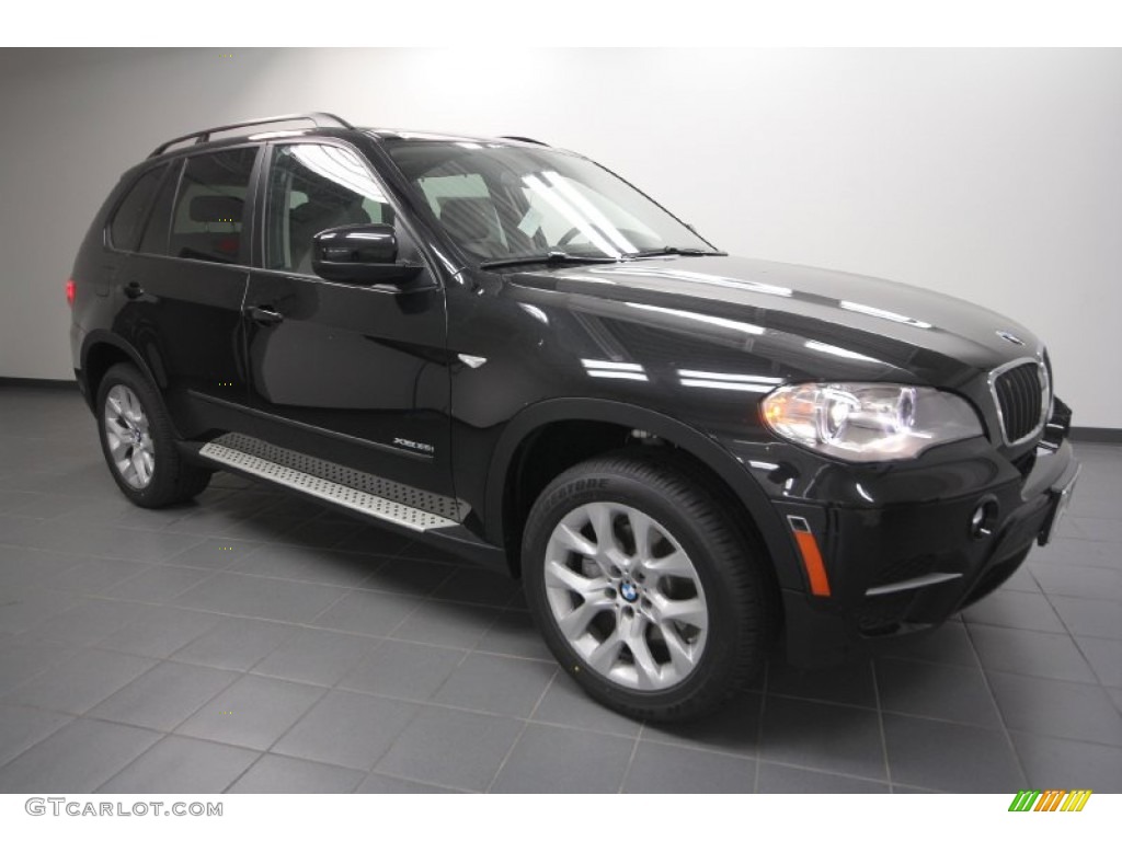 Black Sapphire Metallic BMW X5