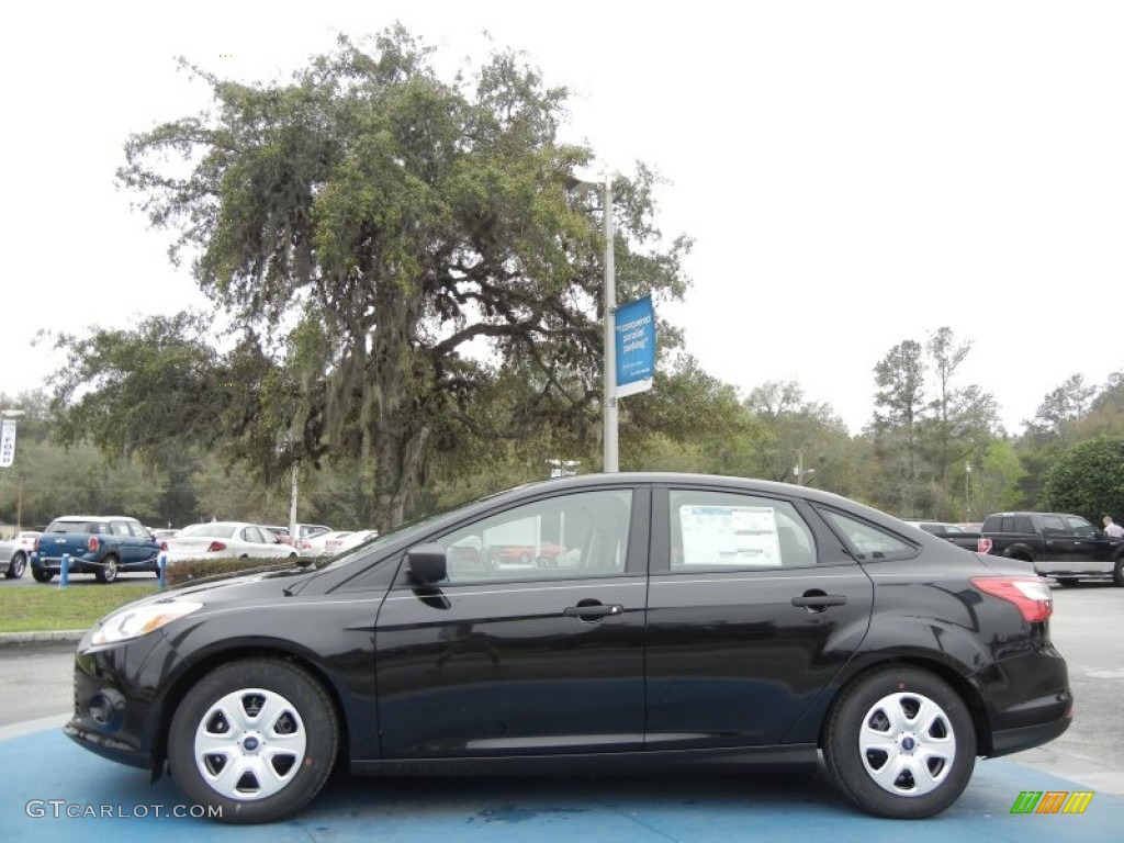 2012 Focus S Sedan - Tuxedo Black Metallic / Charcoal Black photo #2