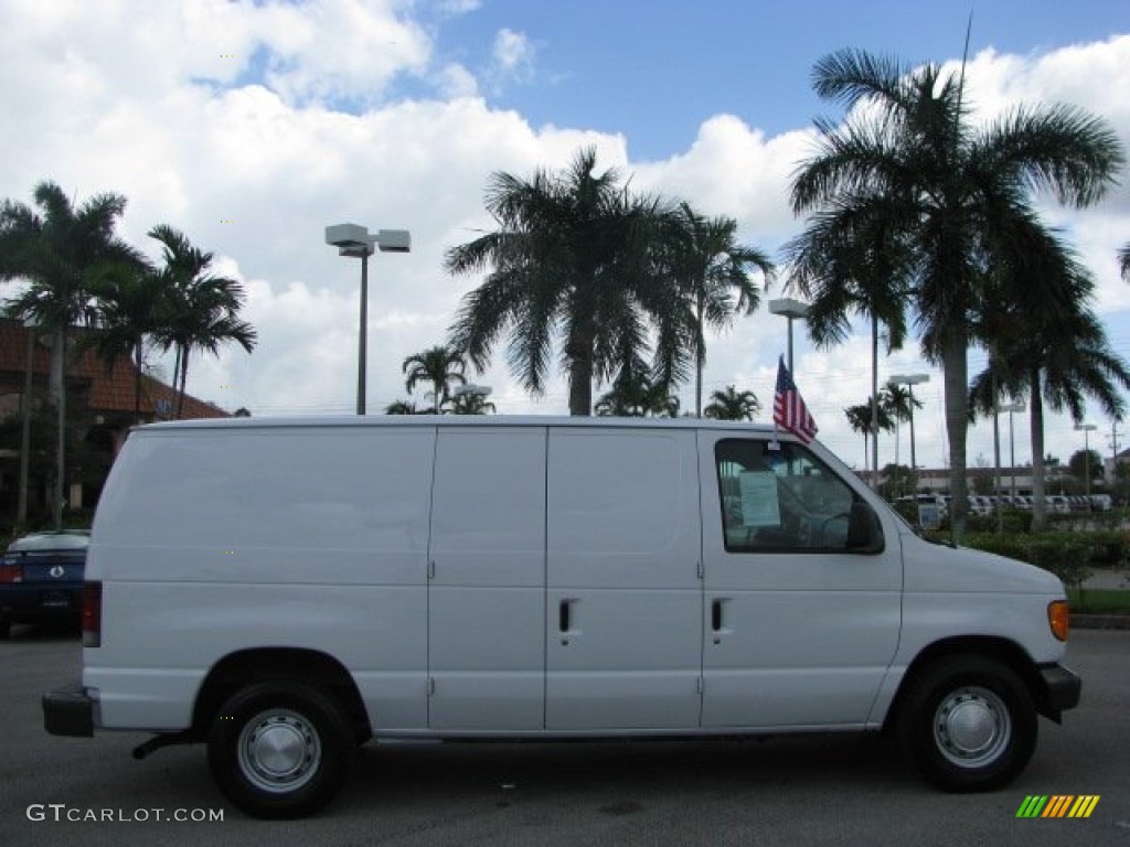 Oxford White 2003 Ford E Series Van E150 Commercial Exterior Photo #61659487
