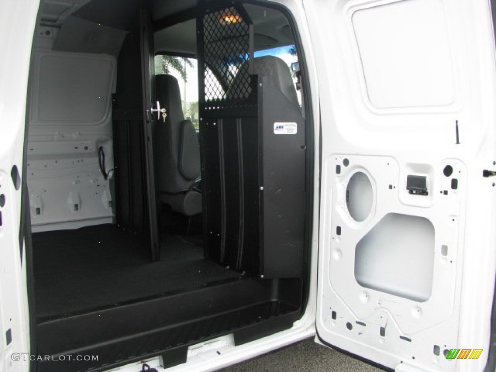 Medium Flint Interior 2003 Ford E Series Van E150 Commercial Photo #61659617