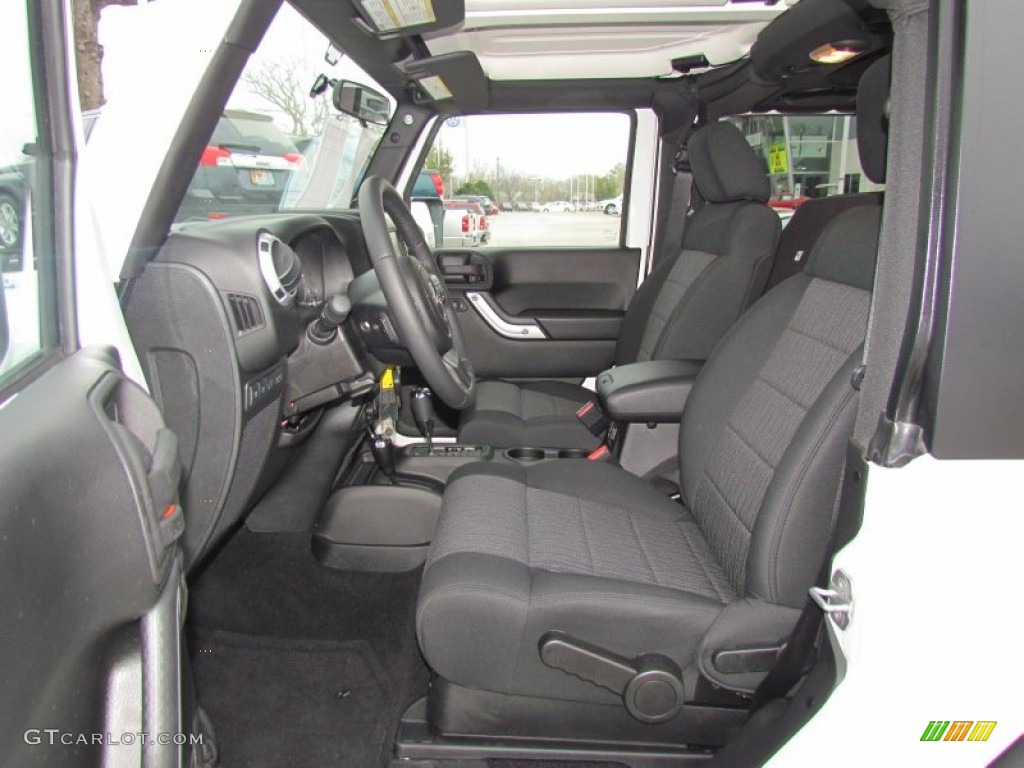 Black Interior 2011 Jeep Wrangler Rubicon 4x4 Photo #61665034