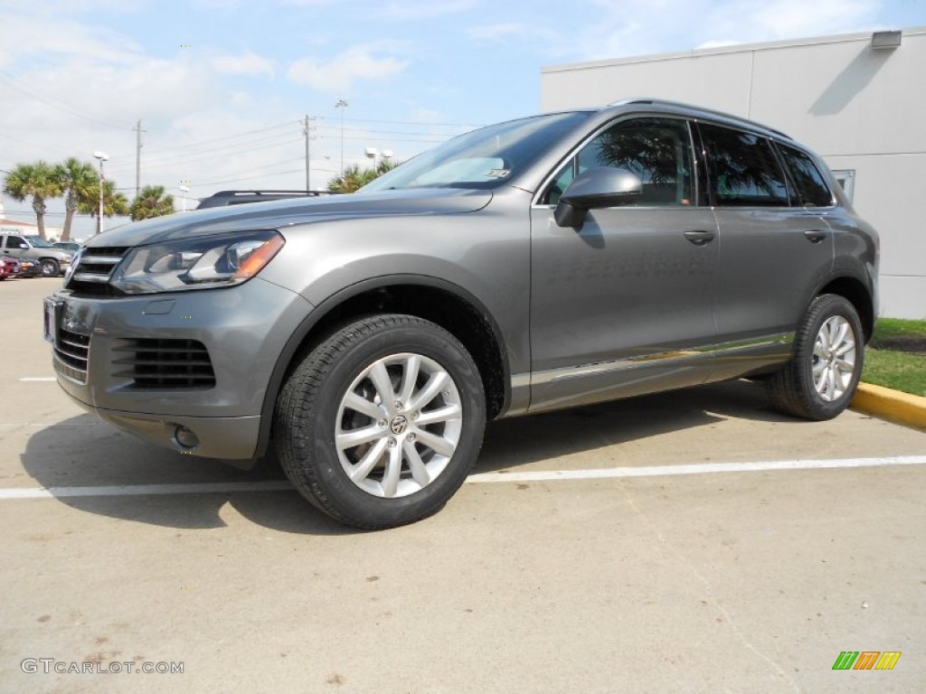 Canyon Gray Metallic 2012 Volkswagen Touareg VR6 FSI Sport 4XMotion Exterior Photo #61665151