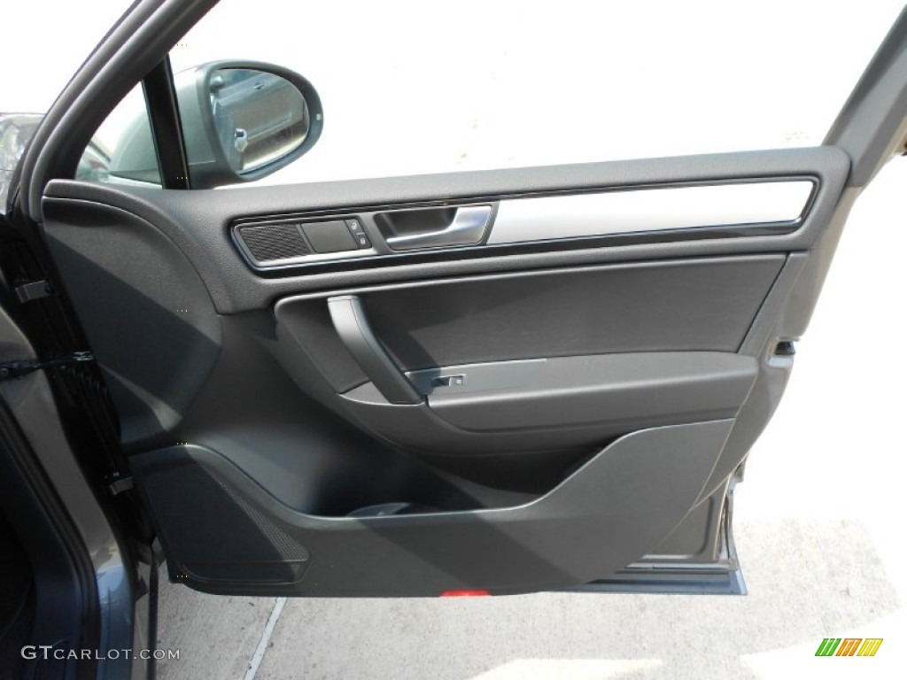2012 Volkswagen Touareg VR6 FSI Sport 4XMotion Black Anthracite Door Panel Photo #61665229