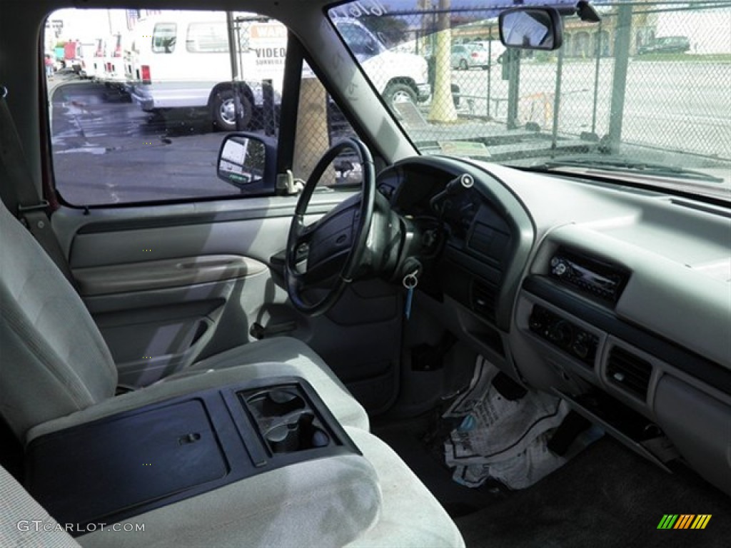 1996 F150 XLT Regular Cab - Dark Toreador Red Metallic / Opal Grey photo #13