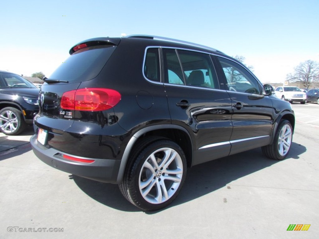 2012 Tiguan SEL - Deep Black Metallic / Beige photo #2