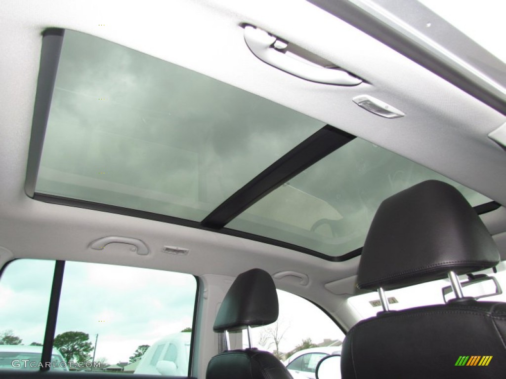 2012 Volkswagen Tiguan SEL Sunroof Photo #61667256