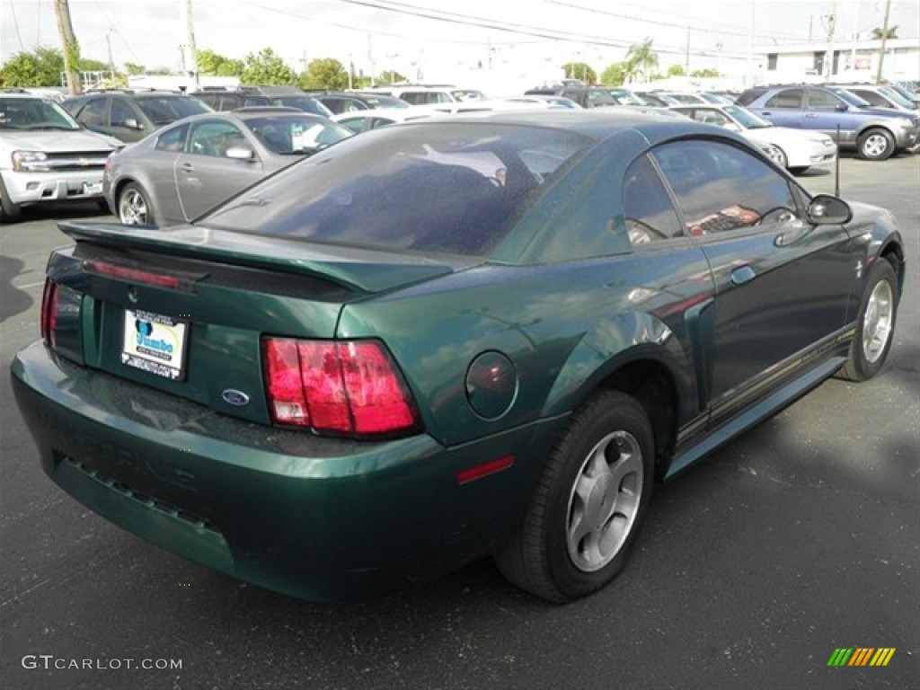 2000 Mustang V6 Coupe - Amazon Green Metallic / Medium Parchment photo #10