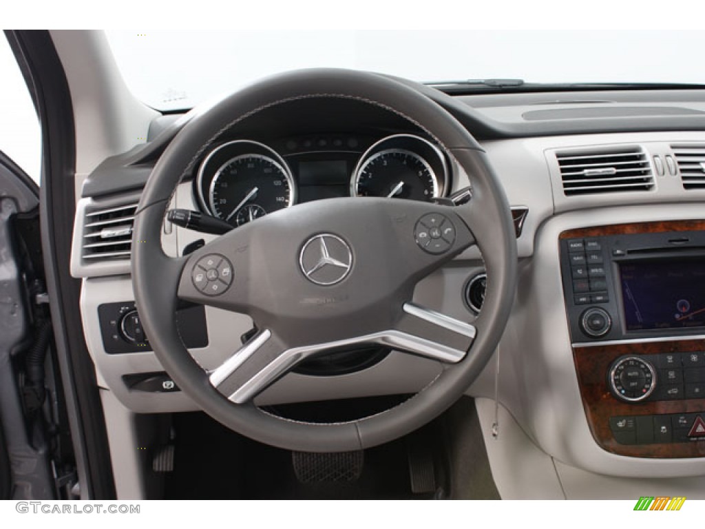 2012 Mercedes-Benz R 350 4Matic Steering Wheel Photos