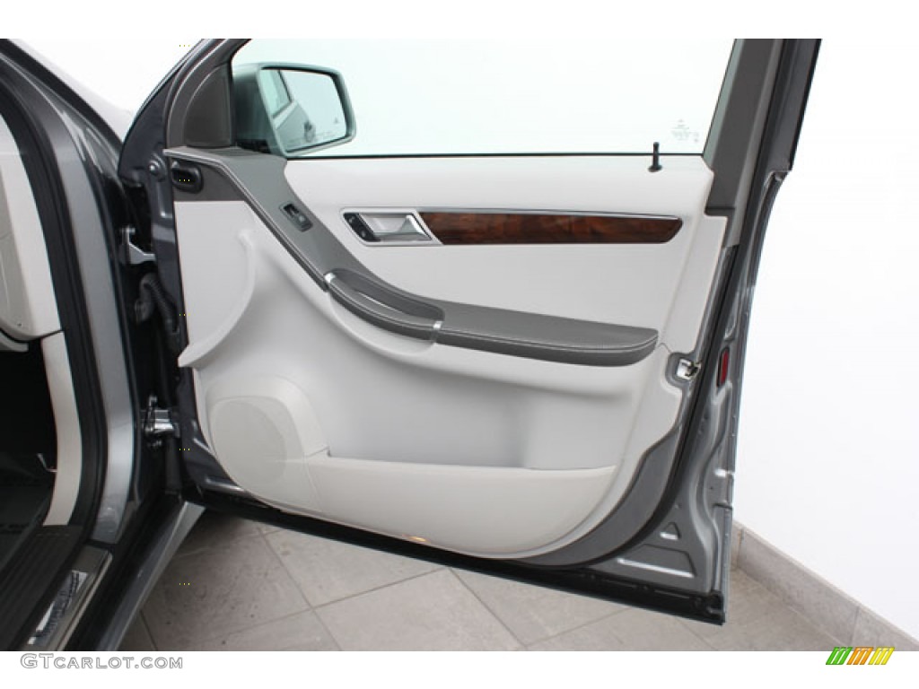2012 Mercedes-Benz R 350 4Matic Ash Door Panel Photo #61669135