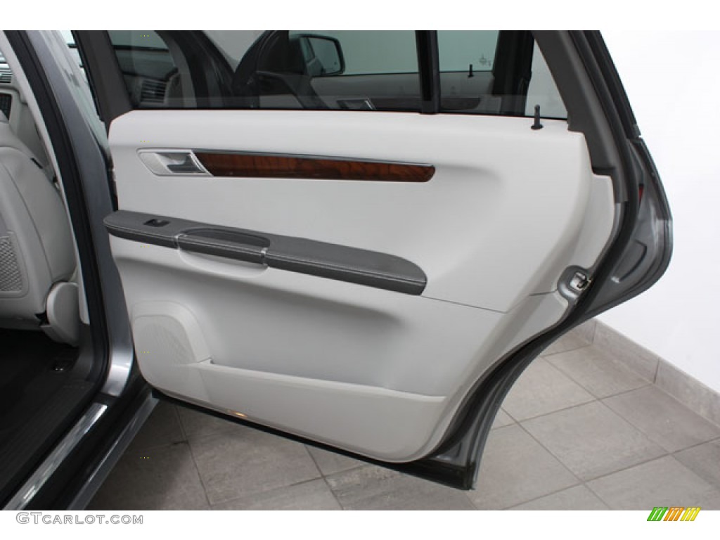 2012 Mercedes-Benz R 350 4Matic Ash Door Panel Photo #61669146