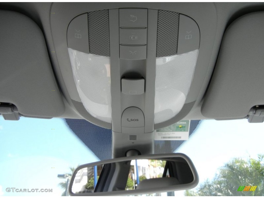 2010 Mercedes-Benz ML 350 Controls Photo #61669997