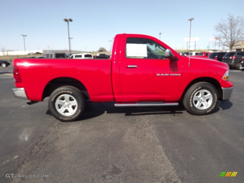 2011 Ram 1500 SLT Regular Cab 4x4 - Flame Red / Dark Slate Gray/Medium Graystone photo #4