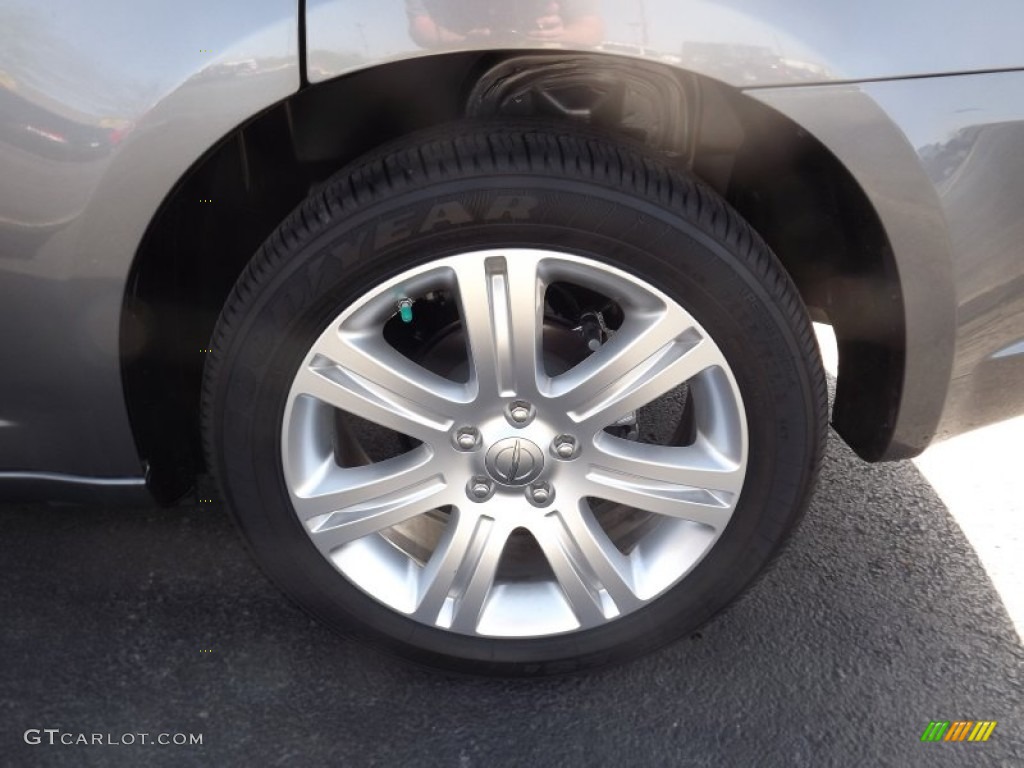 2012 Chrysler 200 Touring Sedan Wheel Photo #61672269