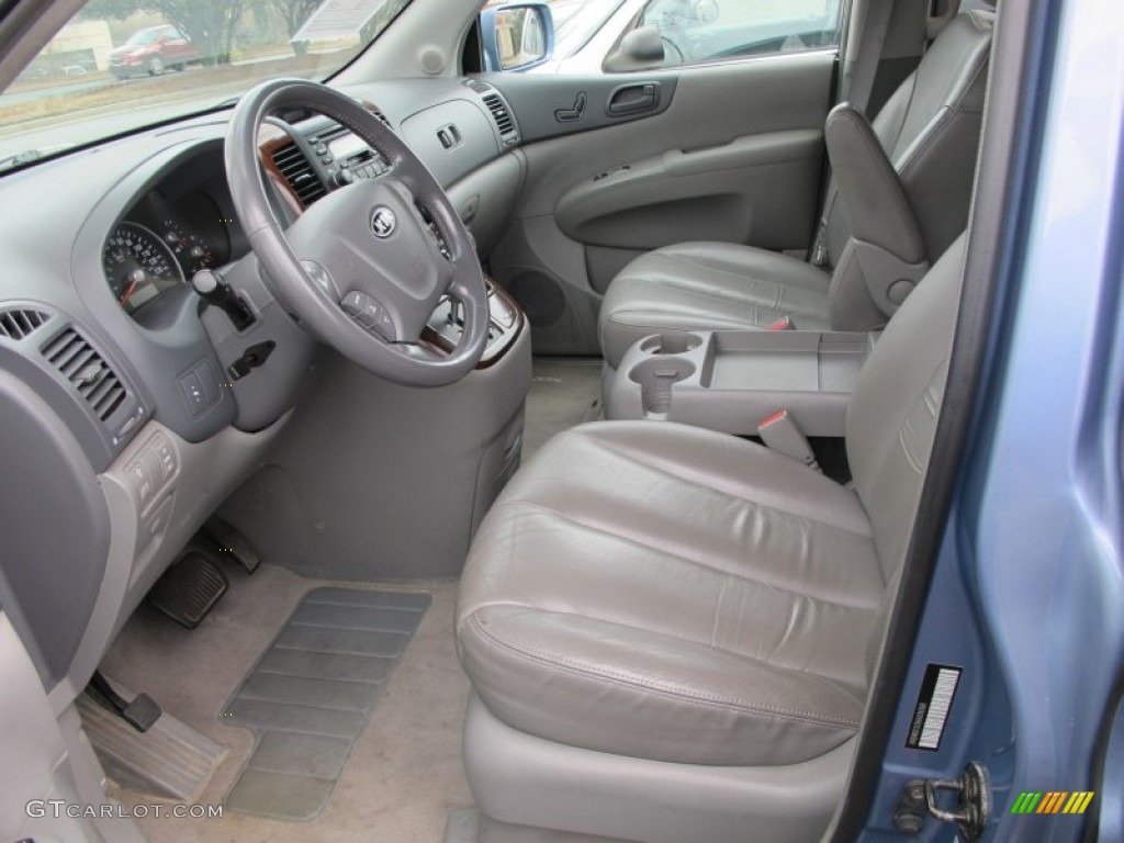 Gray Interior 2006 Kia Sedona EX Photo #61674186