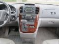 Gray Controls Photo for 2006 Kia Sedona #61674227