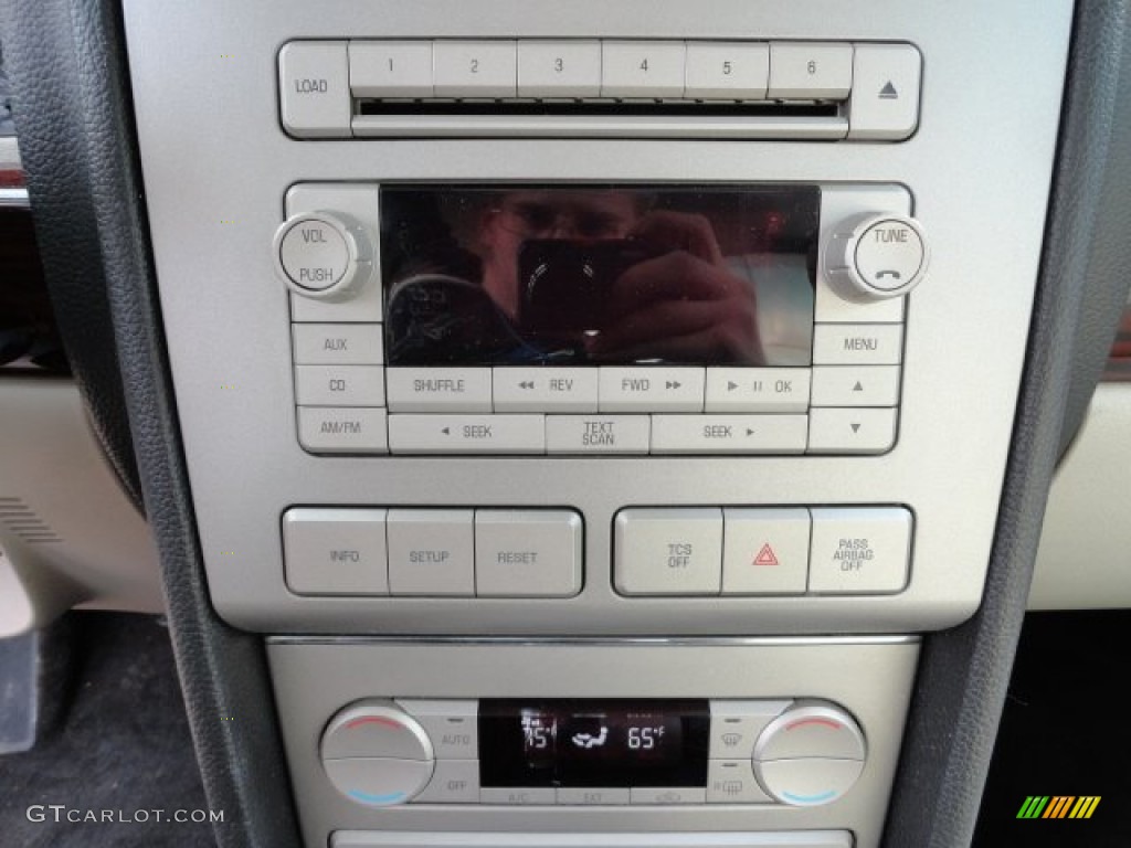 2008 Lincoln MKZ AWD Sedan Controls Photo #61676003