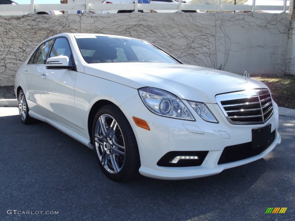 2010 E 550 Sedan - Arctic White / Black photo #1