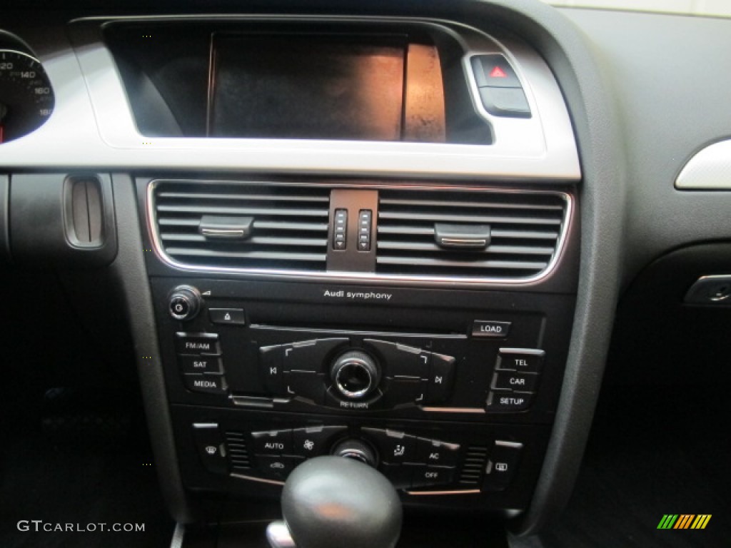 2009 A4 2.0T Premium quattro Sedan - Ice Silver Metallic / Black photo #29