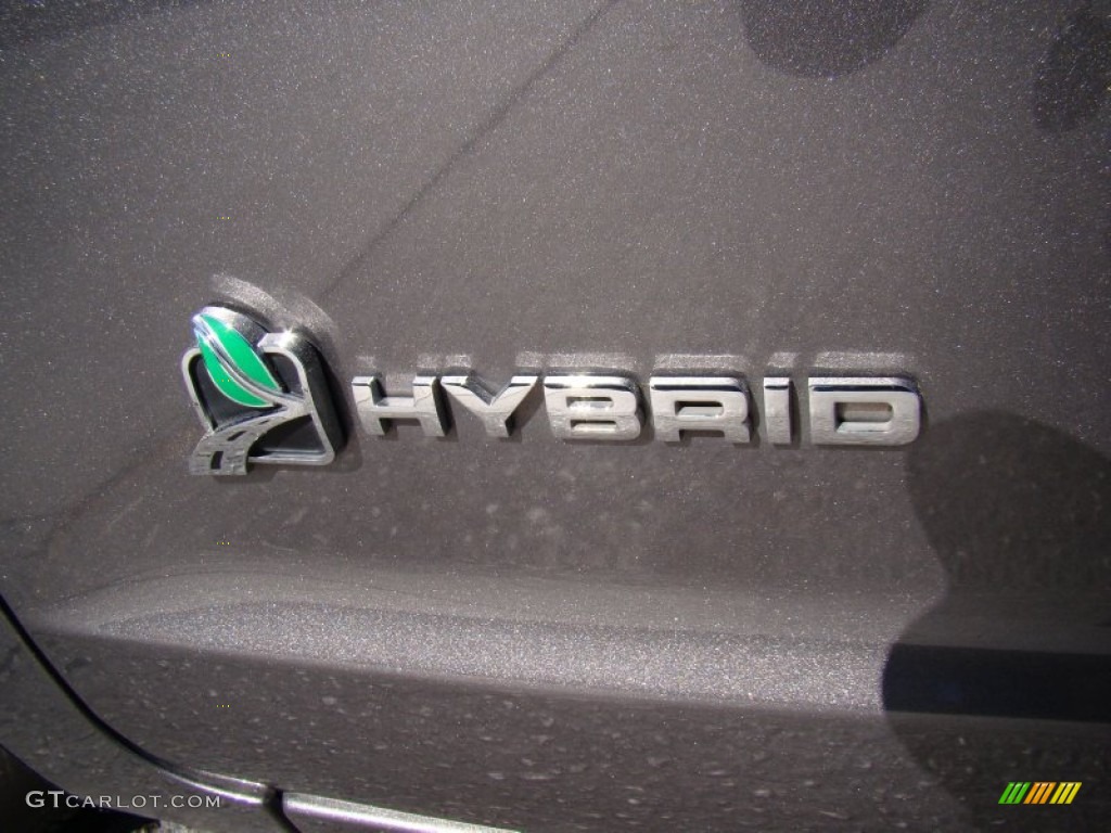2010 Fusion Hybrid - Sterling Grey Metallic / Charcoal Black photo #39