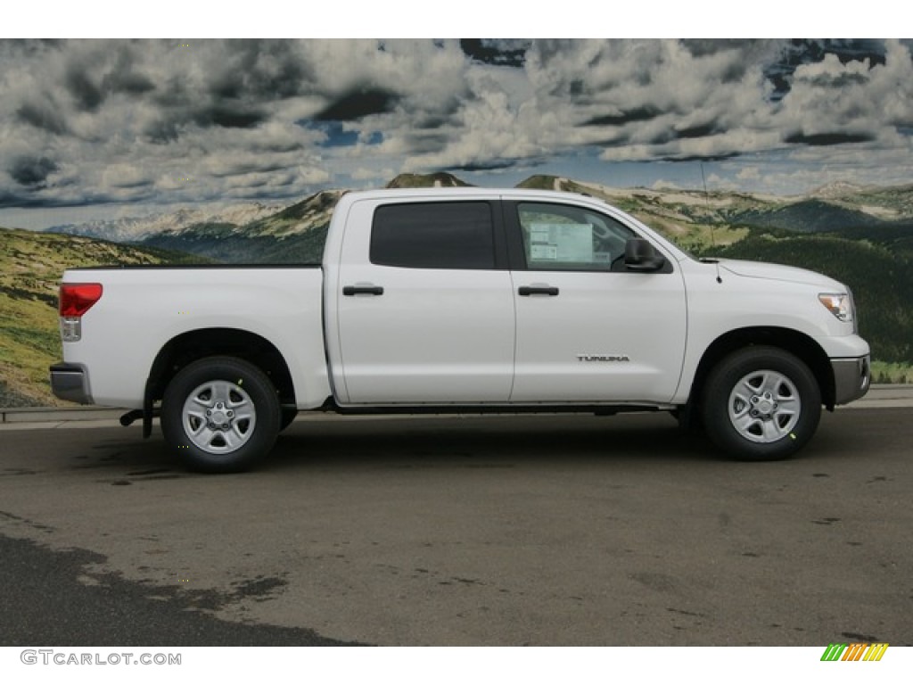 2012 Tundra CrewMax 4x4 - Super White / Graphite photo #2