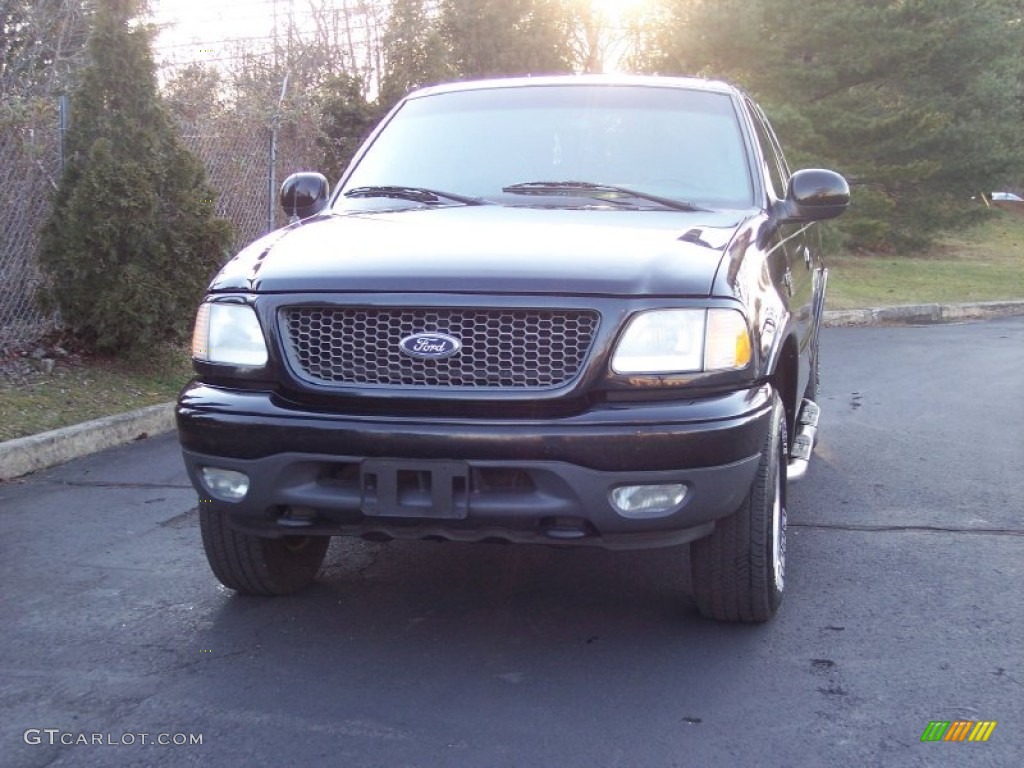 2000 F150 XLT Extended Cab 4x4 - Black / Medium Graphite photo #11