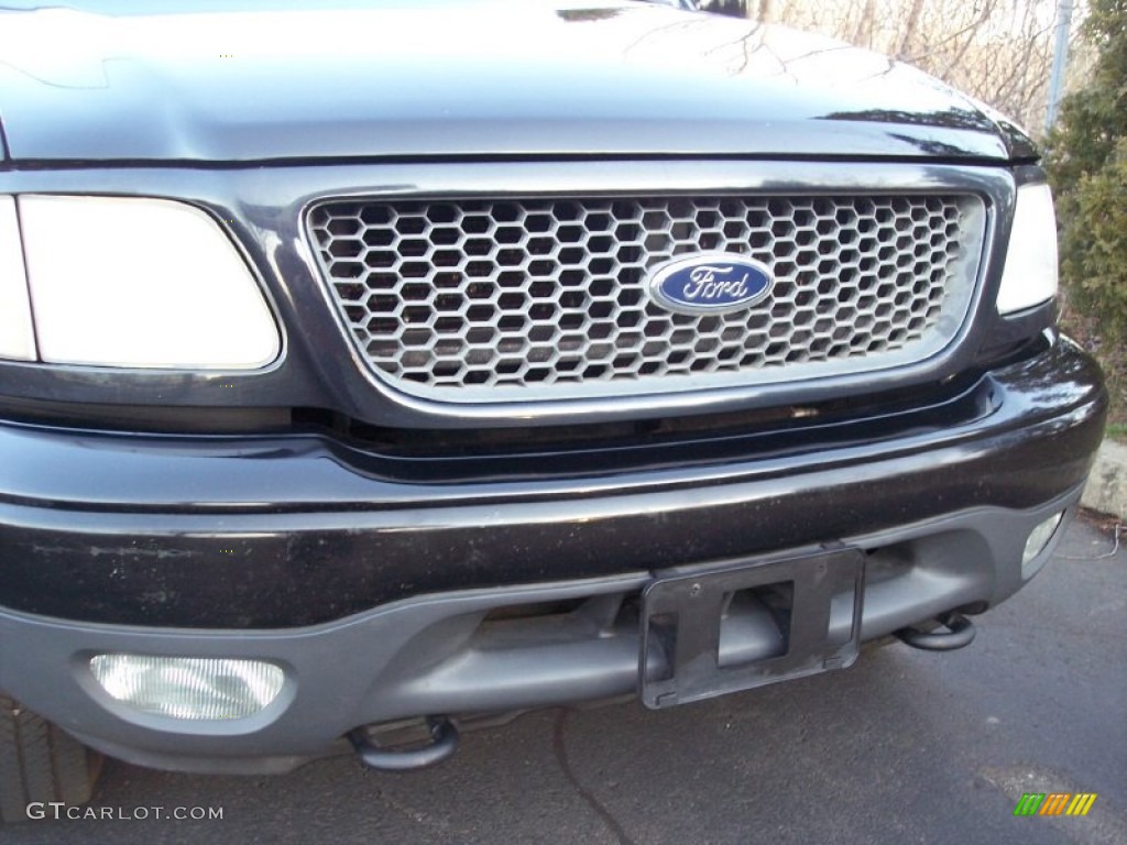 2000 F150 XLT Extended Cab 4x4 - Black / Medium Graphite photo #38