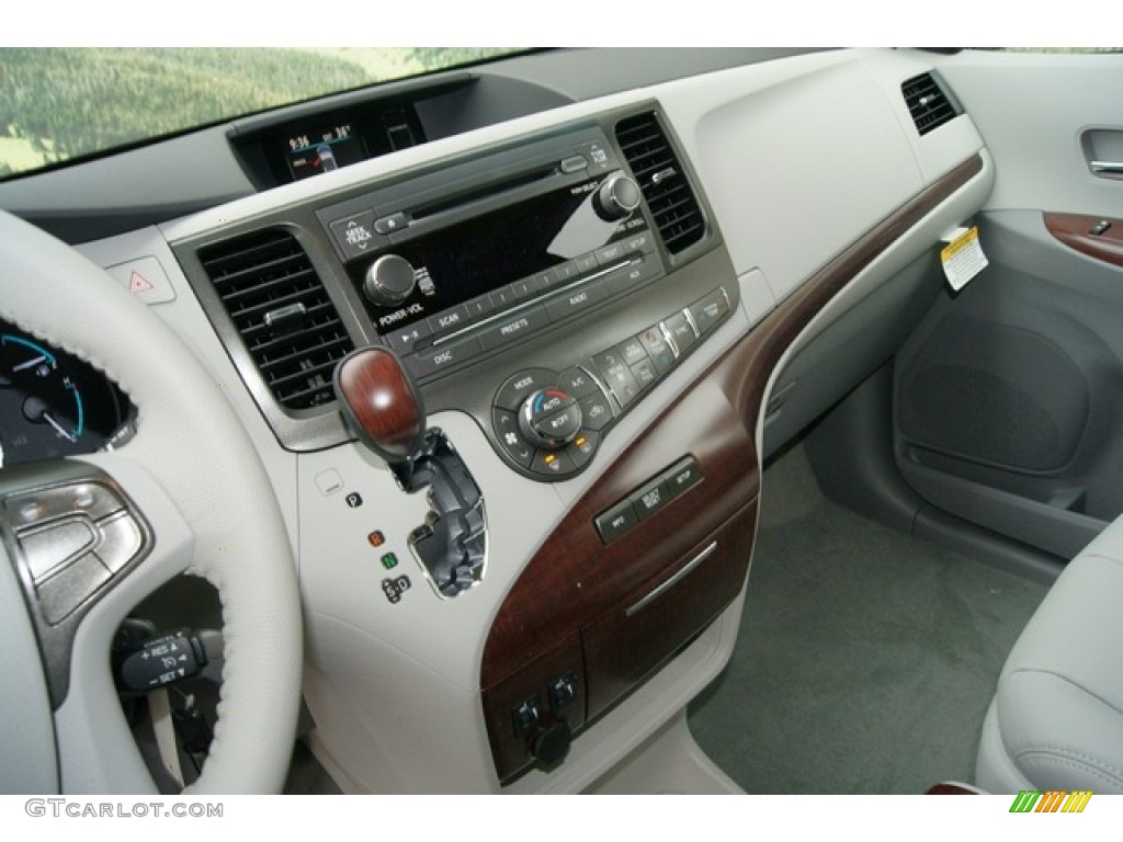 2012 Sienna XLE - South Pacific Pearl / Light Gray photo #6