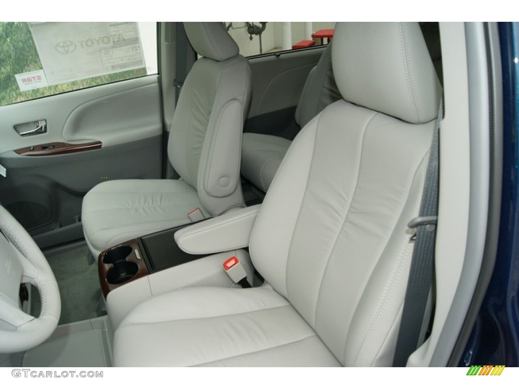 2012 Sienna XLE - South Pacific Pearl / Light Gray photo #7