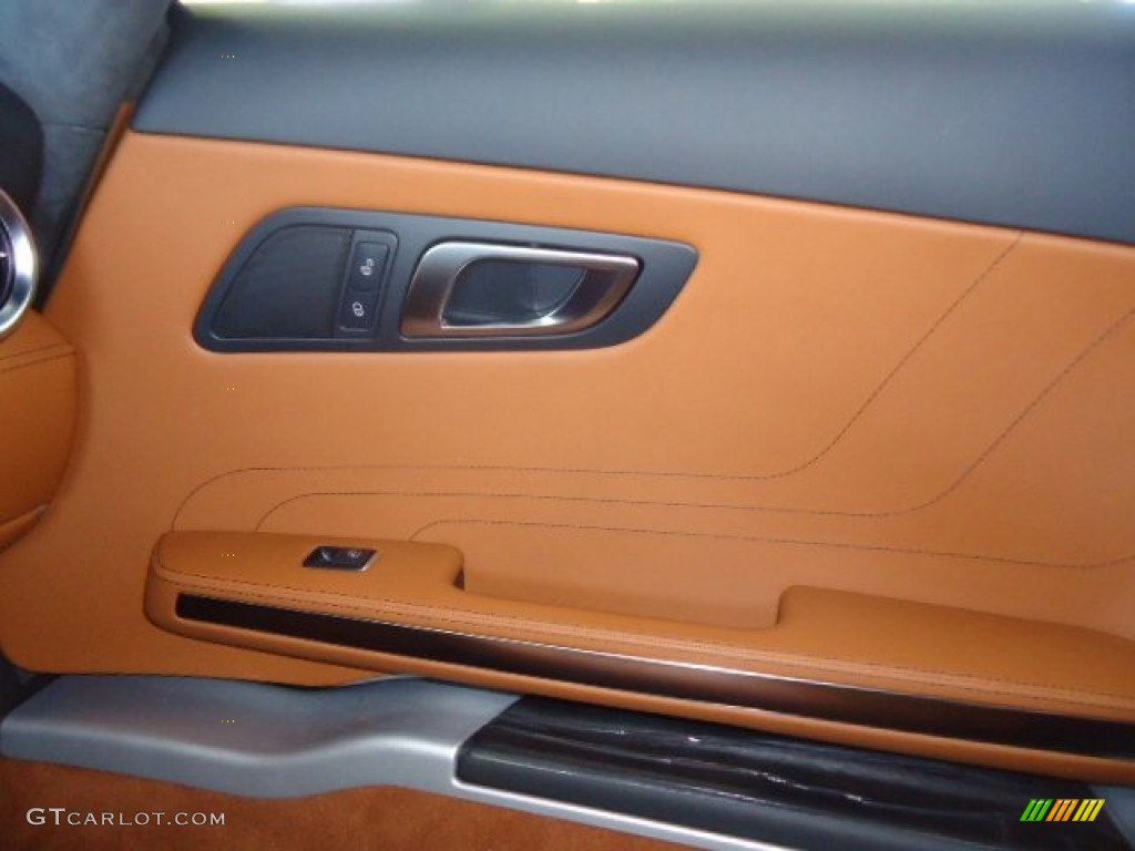 2012 Mercedes-Benz SLS AMG designo Sand Door Panel Photo #61685530