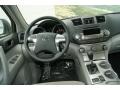 Cypress Green Pearl - Highlander V6 4WD Photo No. 12