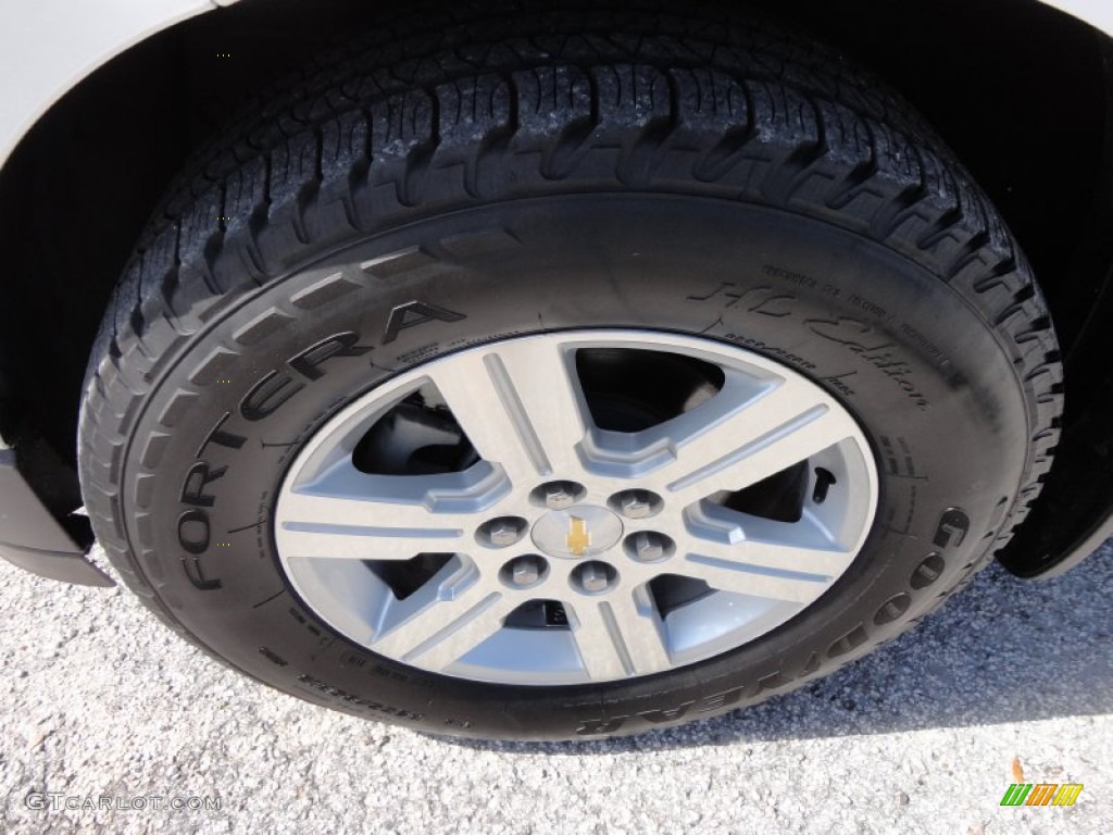 2011 Traverse LT - White / Dark Gray/Light Gray photo #15