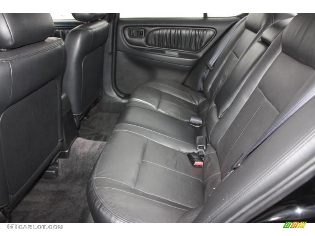 1999 Nissan Altima SE Interior Color Photos