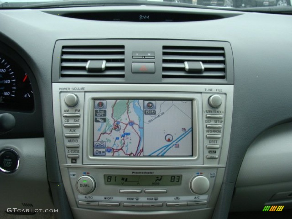 2011 Toyota Camry XLE V6 Navigation Photo #61690930