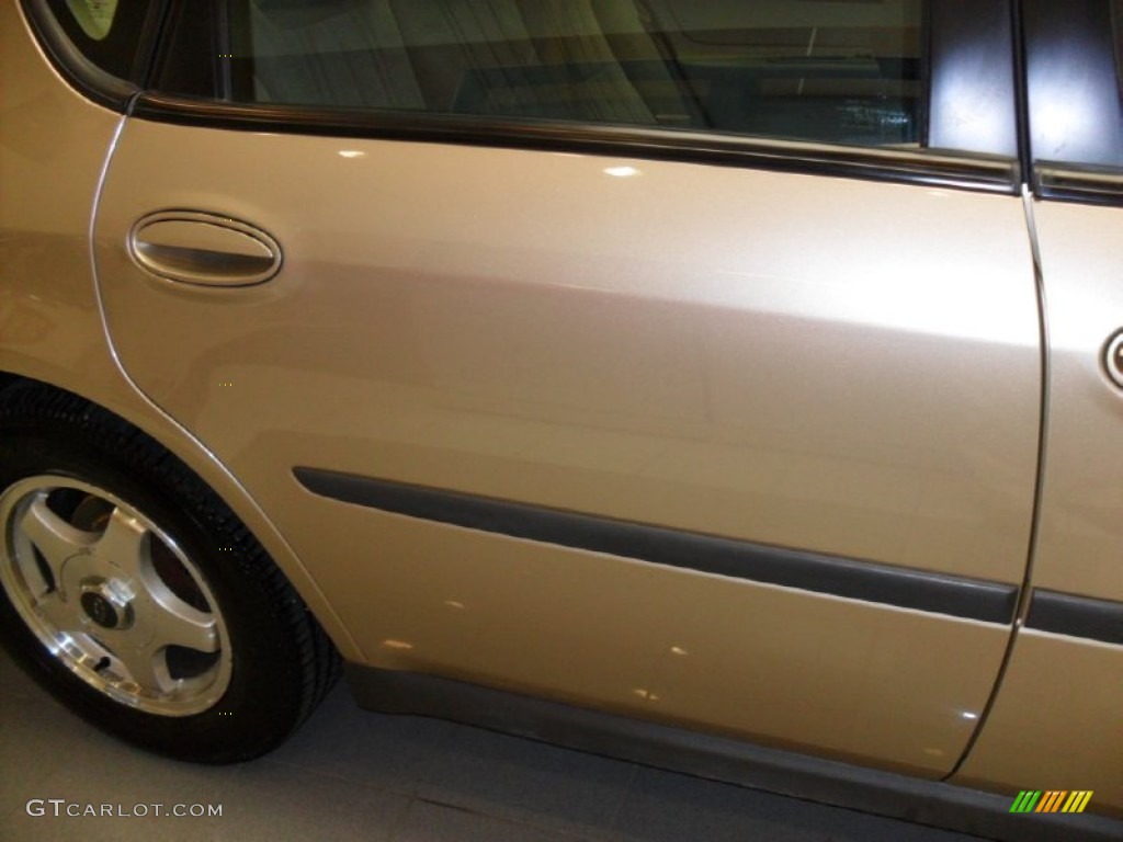 2004 Impala  - Sandstone Metallic / Neutral Beige photo #10