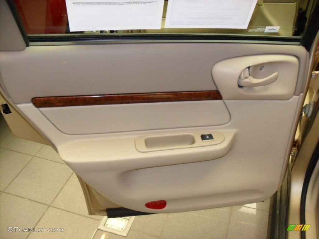 2004 Impala  - Sandstone Metallic / Neutral Beige photo #14