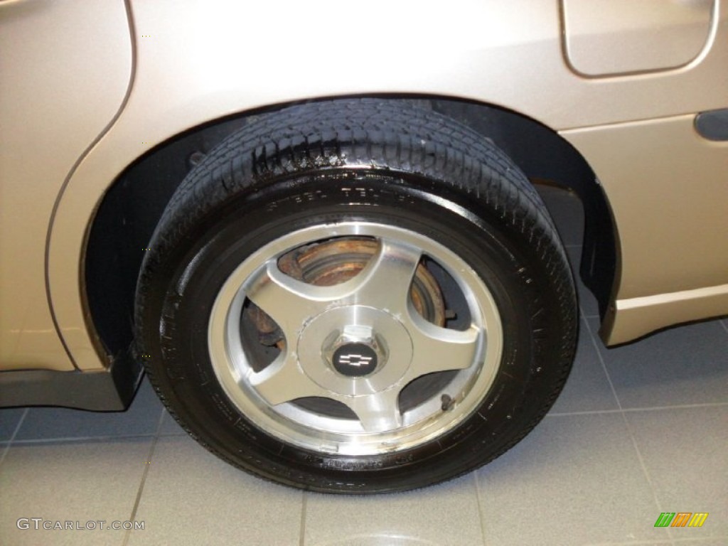 2004 Impala  - Sandstone Metallic / Neutral Beige photo #21