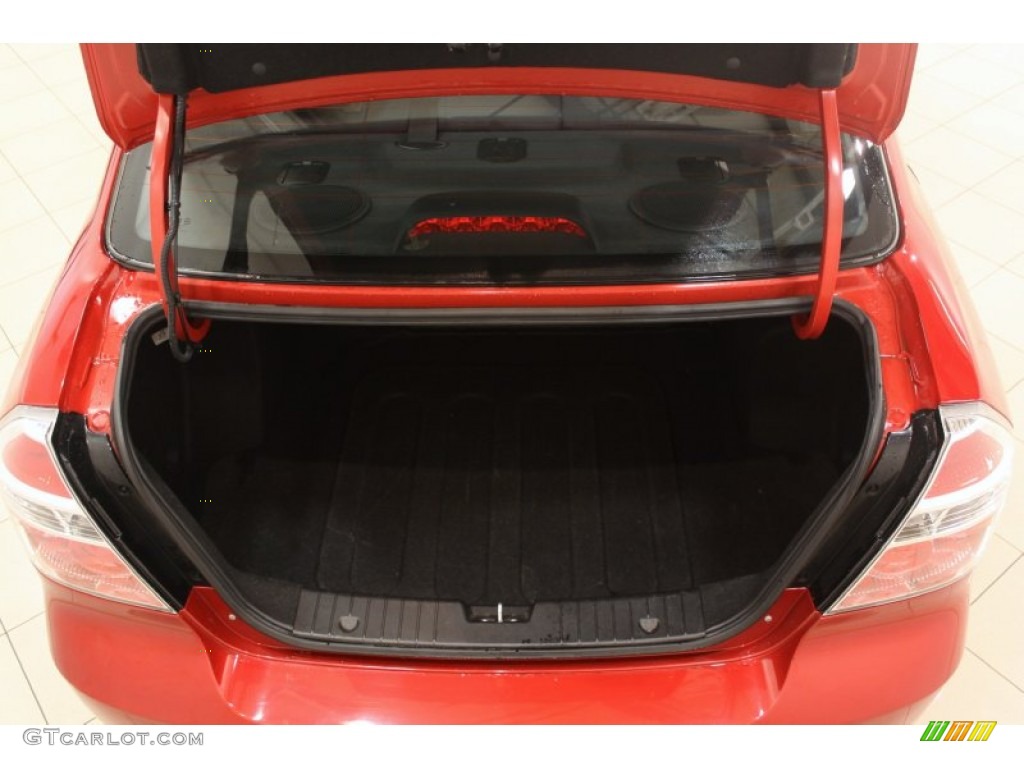 2010 Aveo LT Sedan - Sport Red / Charcoal photo #16