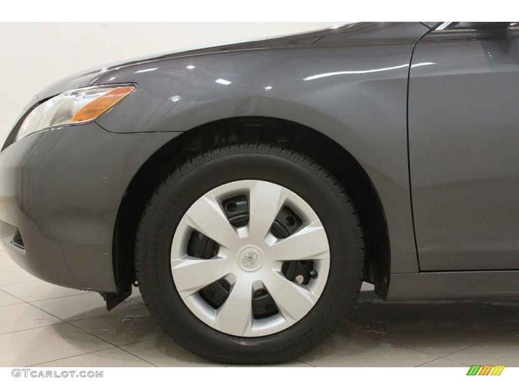 2009 Toyota Camry LE Wheel Photo #61692685
